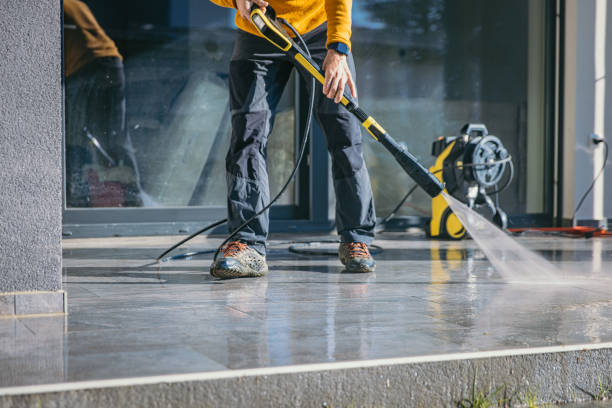 Pressure Washing Contractors in Agua Dulce, TX
